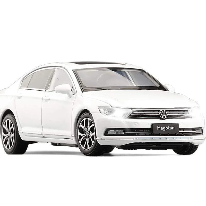 1:32 Volkswagen Magotan Passat Alloy Diecast Cars Model Toy Car Vehicles Pull Back Sound and light For Children Boy Toys gift