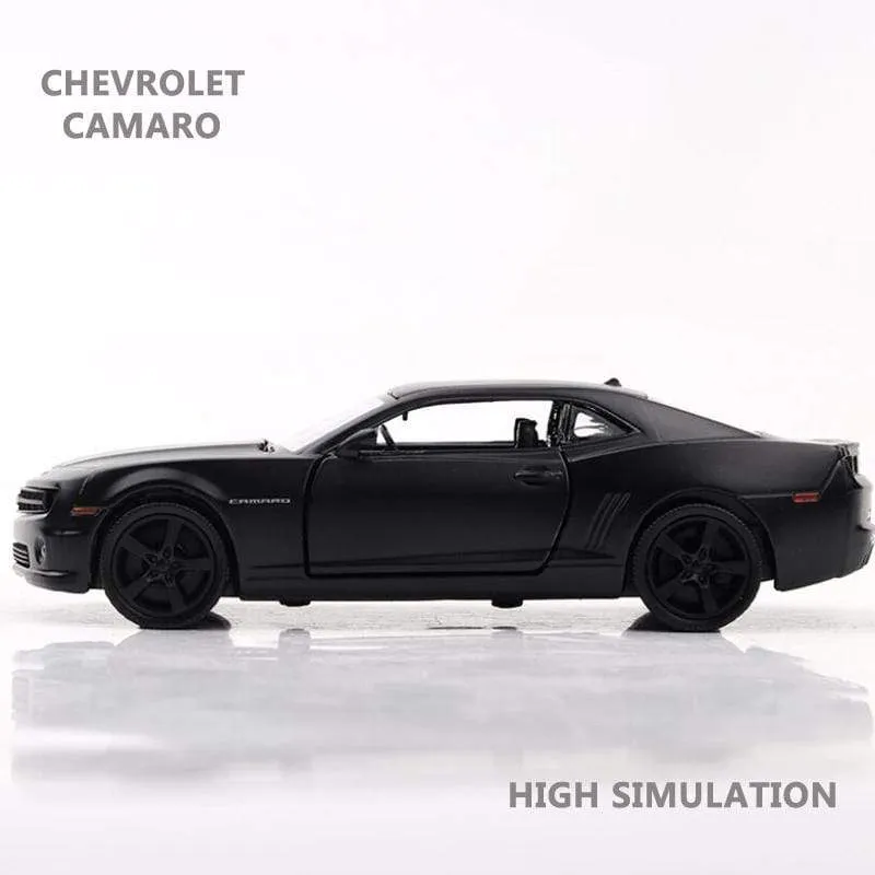 1:36 Chevrolet Camaro High Simulation Alloy Model Car Metal Sedan Die Casting Collection Toy Car Boy Toy Children Gift A323