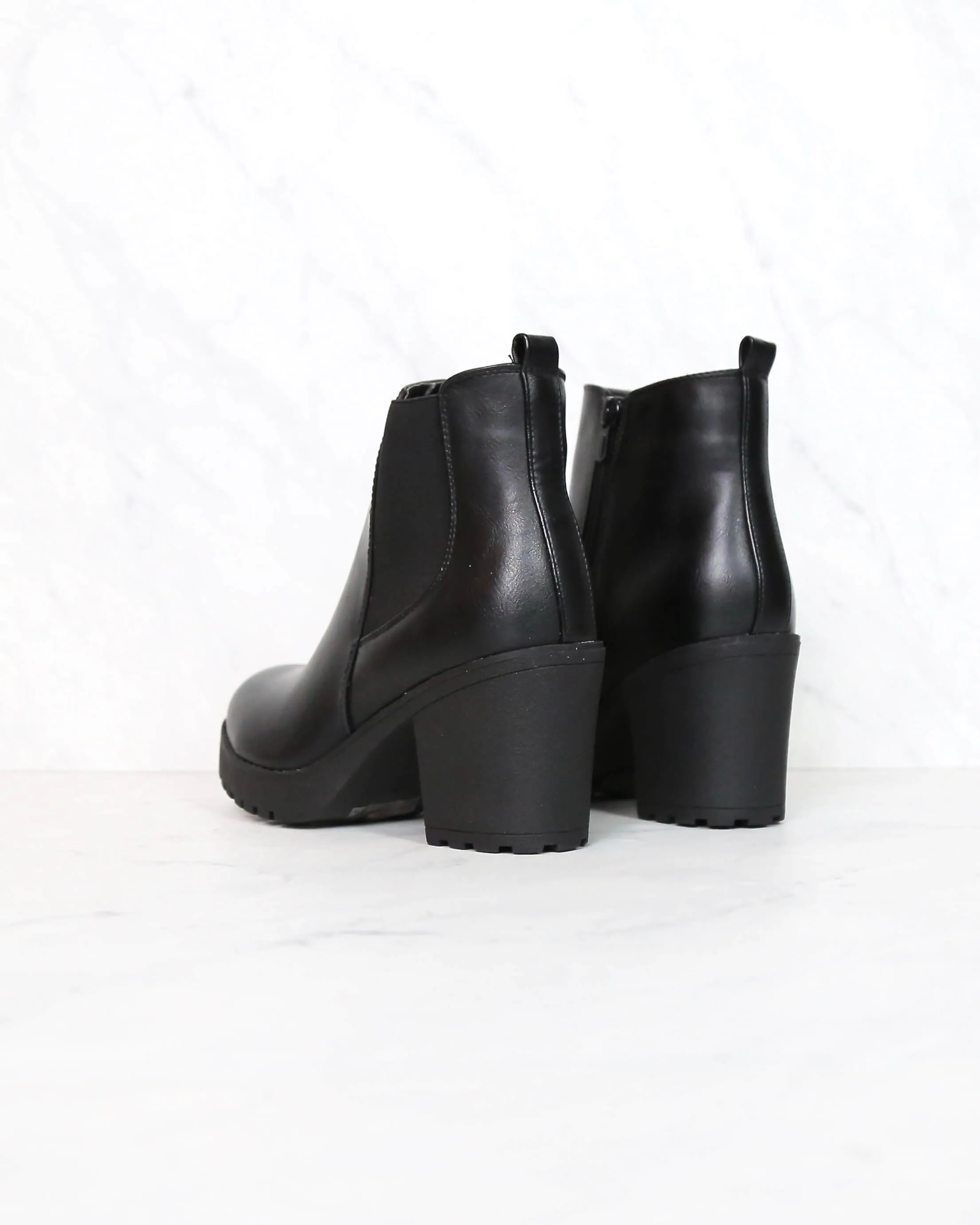 Chunky Heel Chelsea Booties with Elastic Side Panel in Black