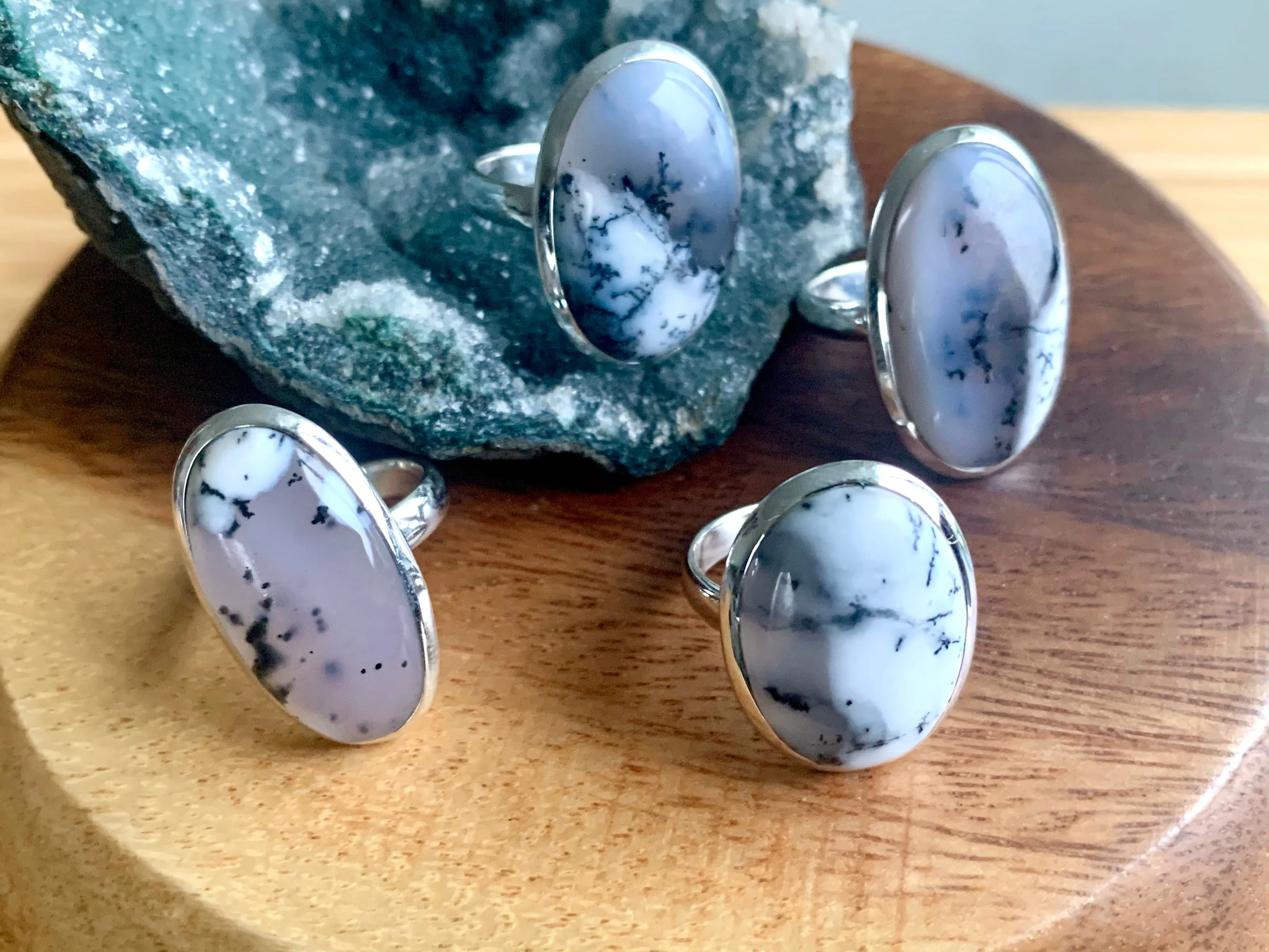 Dendritic Agate Ariel Ring - Medium Oval