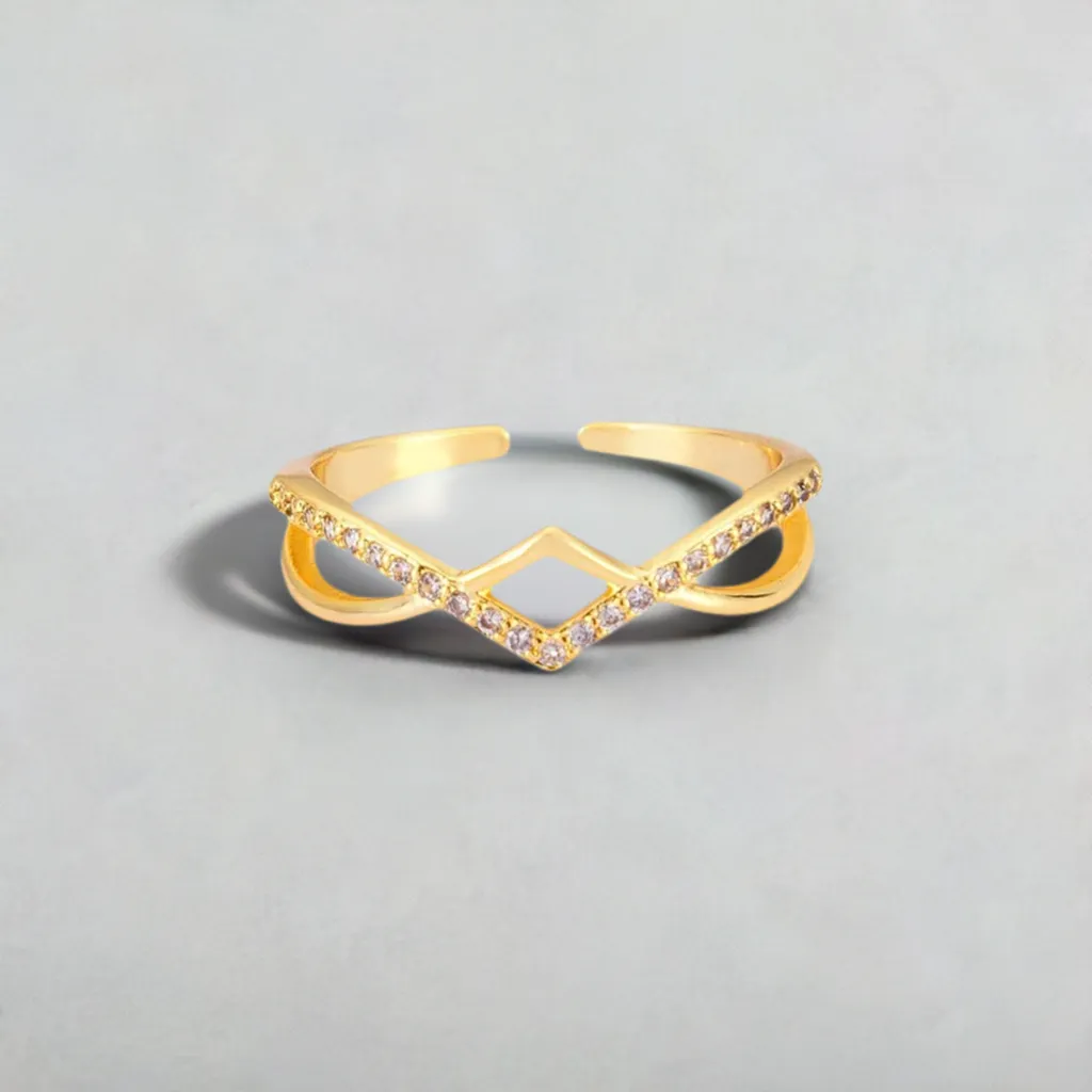 Kathryn Pave V Ring