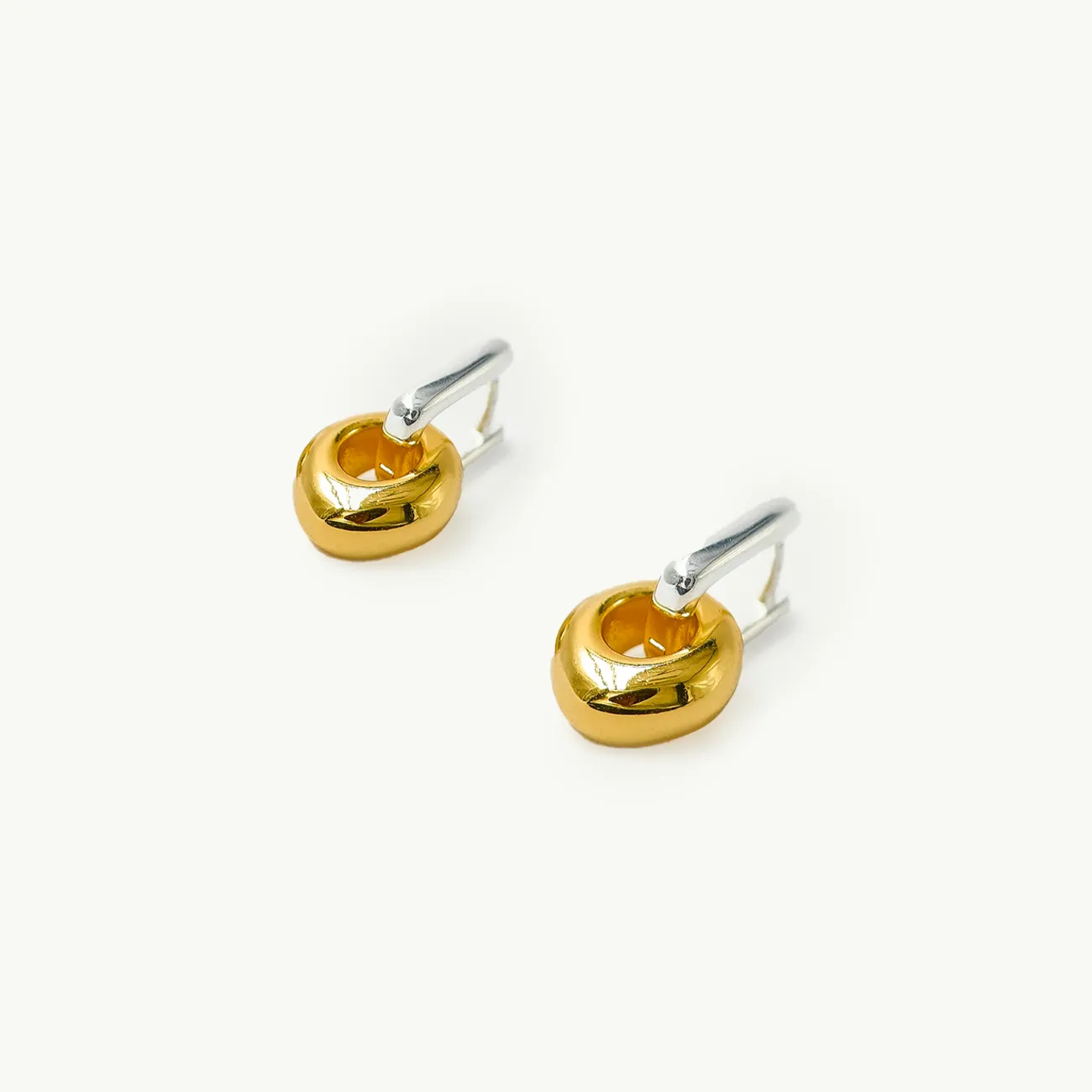 MINI BLOQ WITH PEBBLE EARRINGS GOLD