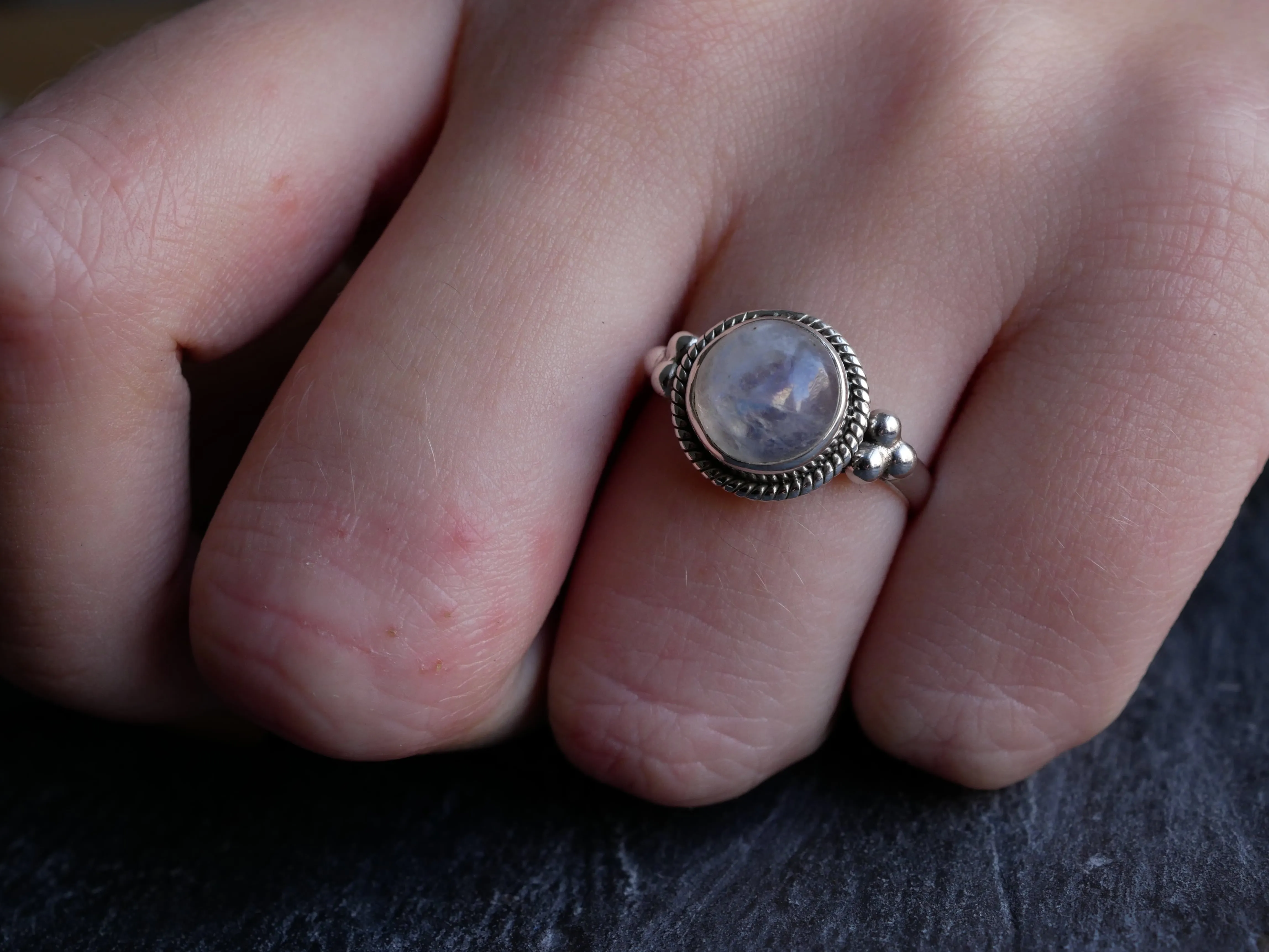 Moonstone Kaisa Ring - Round