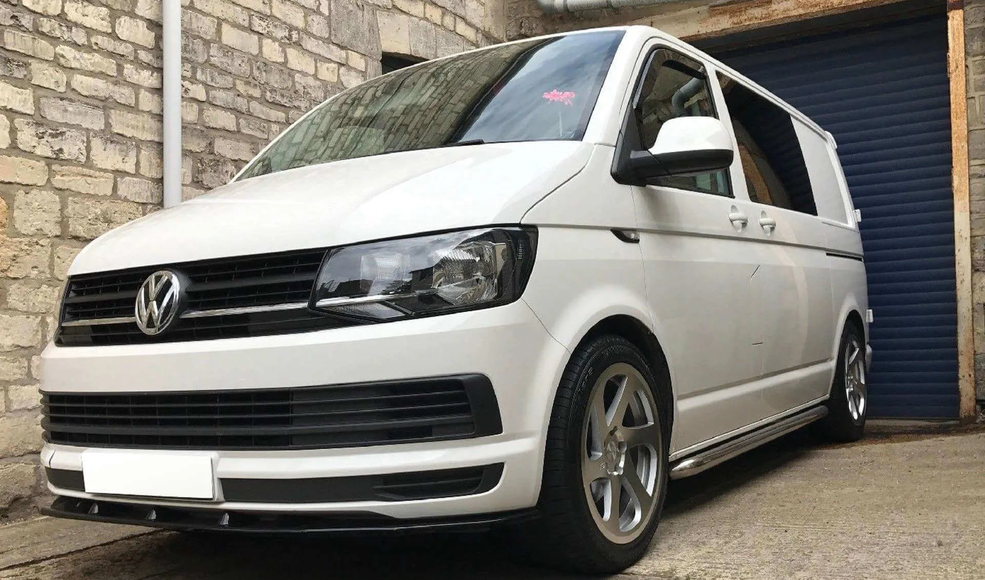 OE Style Stainless Steel Side Bars for Volkswagen Transporter T6 LWB