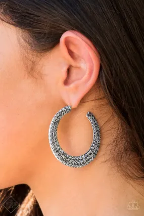 Paparazzi Accessories  - Talk About Texture #E81 - Earrings