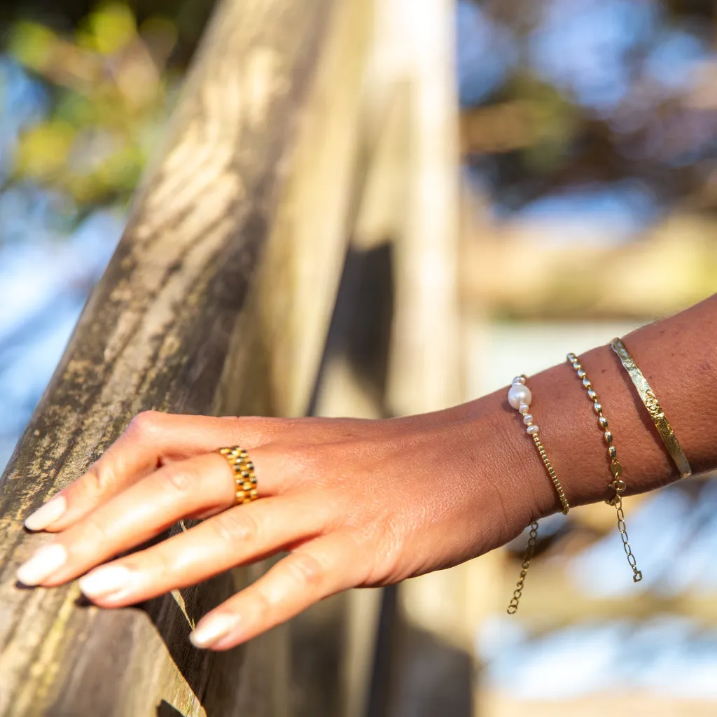 Pearl and Gold Beaded Bracelet