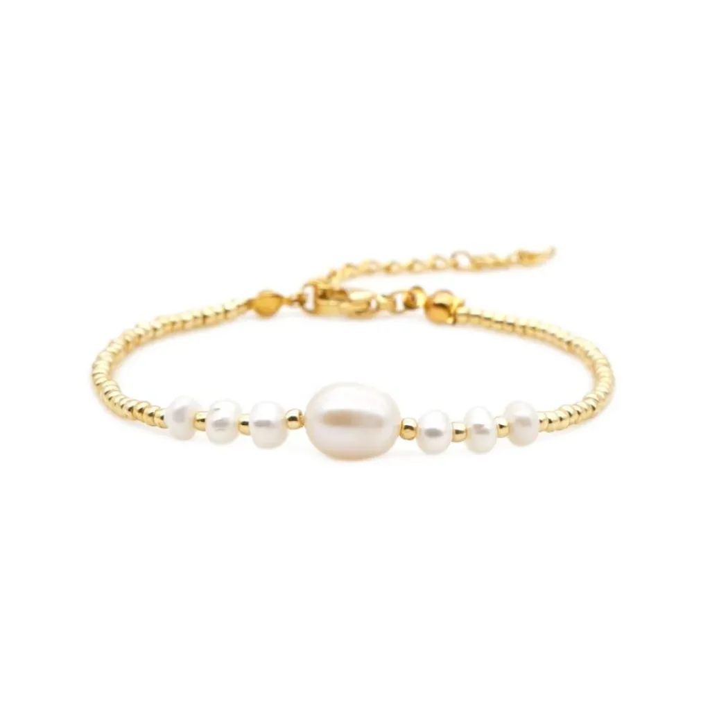 Pearl and Gold Beaded Bracelet