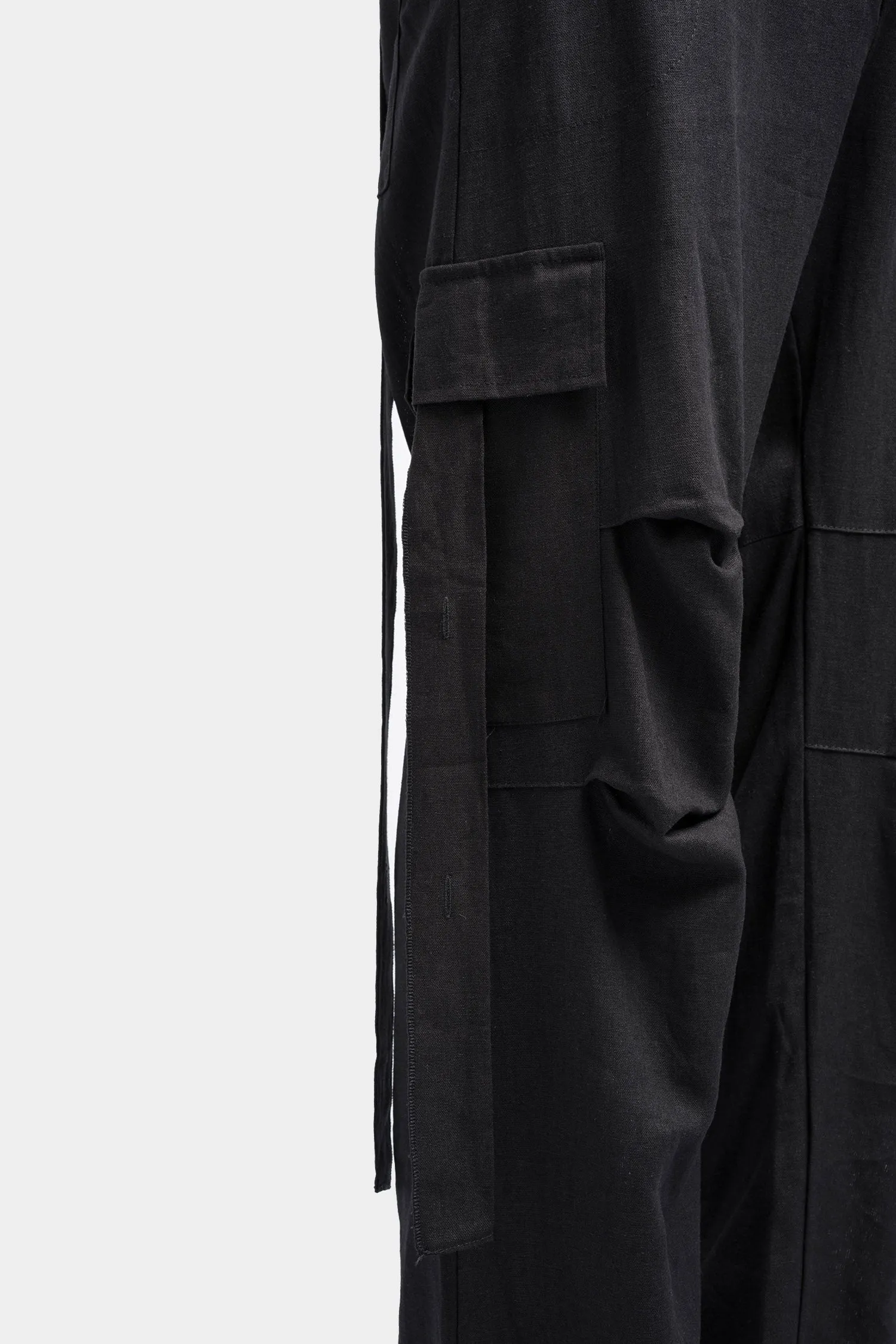 Relaxed cargo pocket trousers