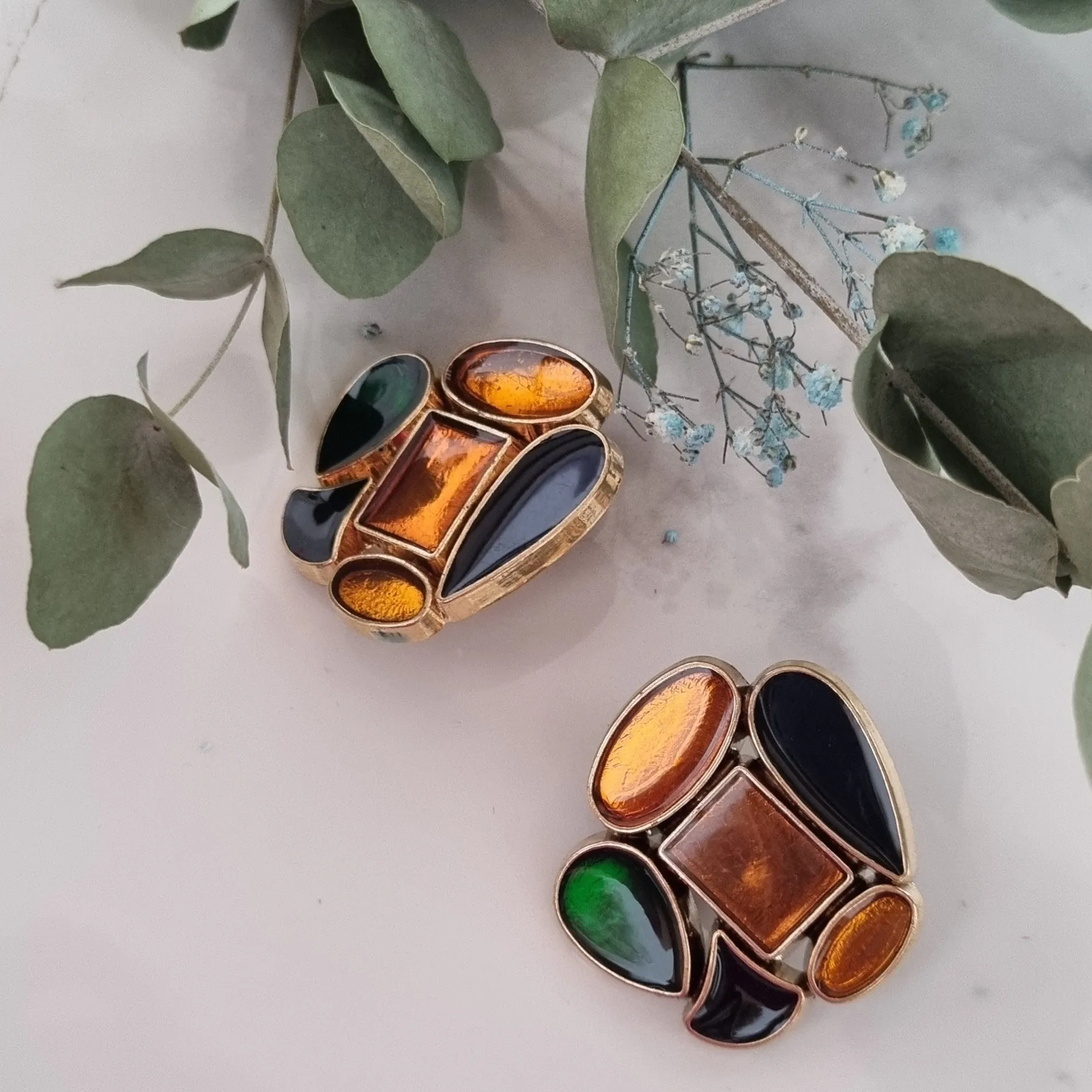 Vintage earrings - Clearly 80s