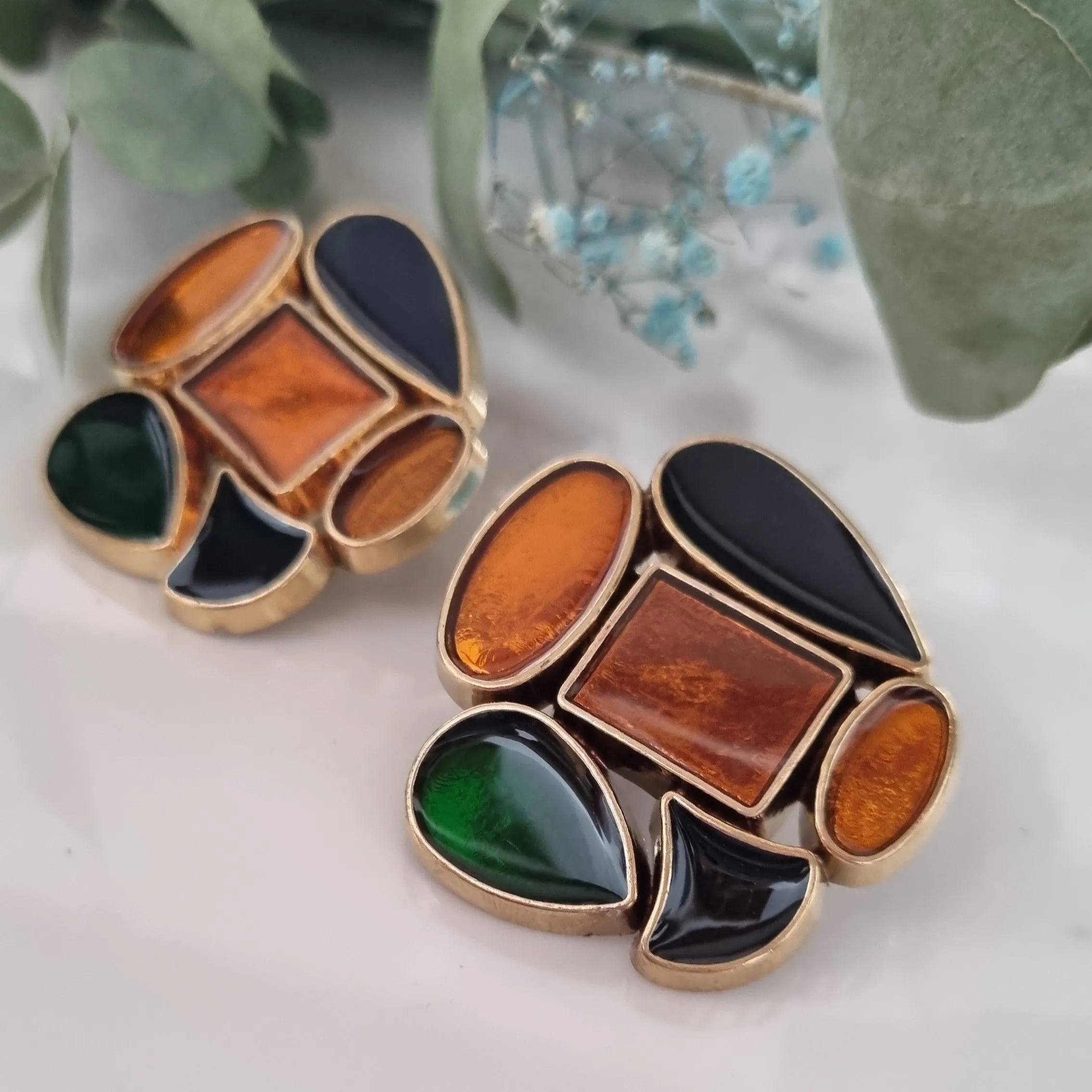 Vintage earrings - Clearly 80s